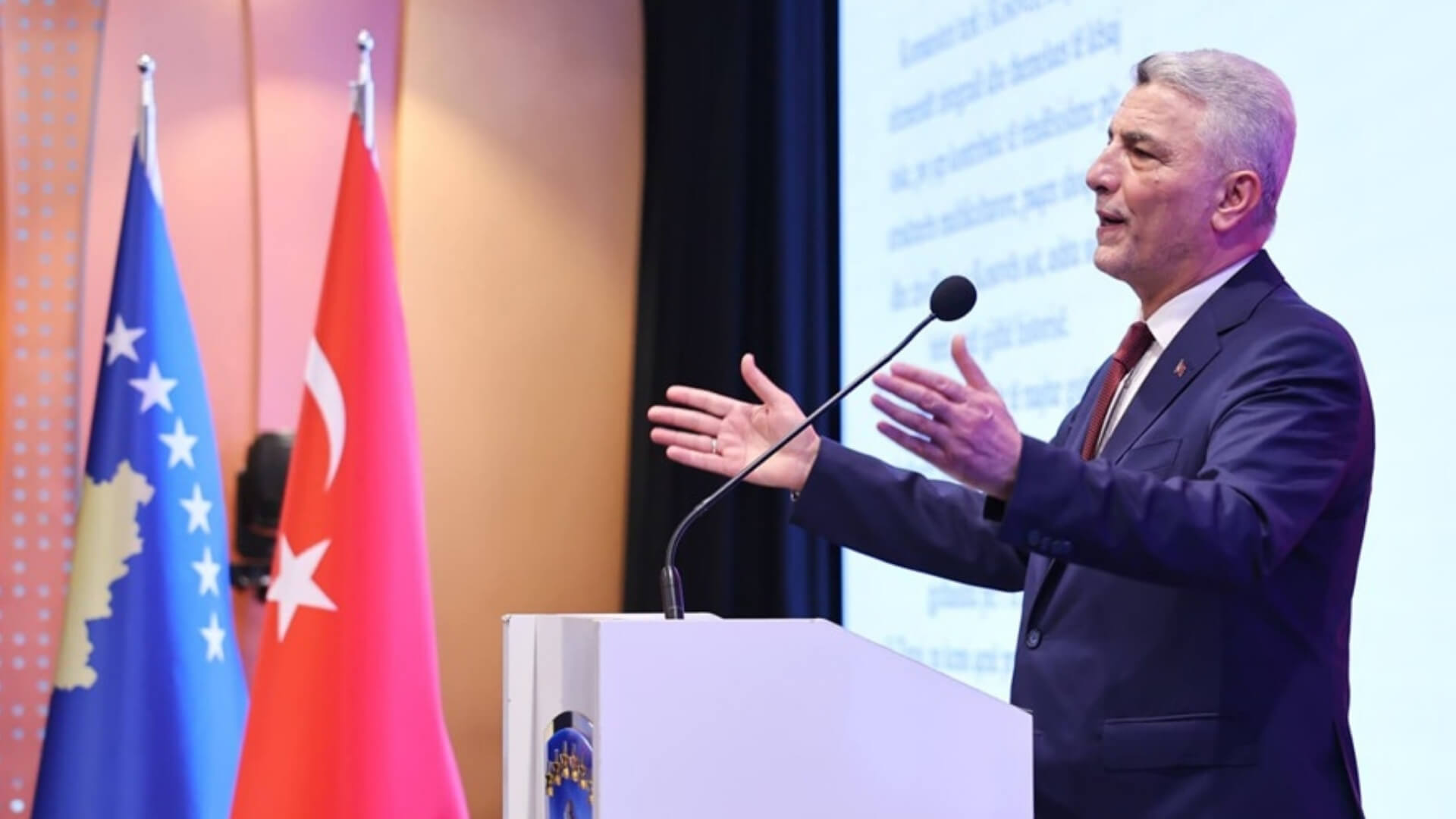 23 Nisan Kosova Türkleri Milli Bayramı Priştine'de Kutlandı