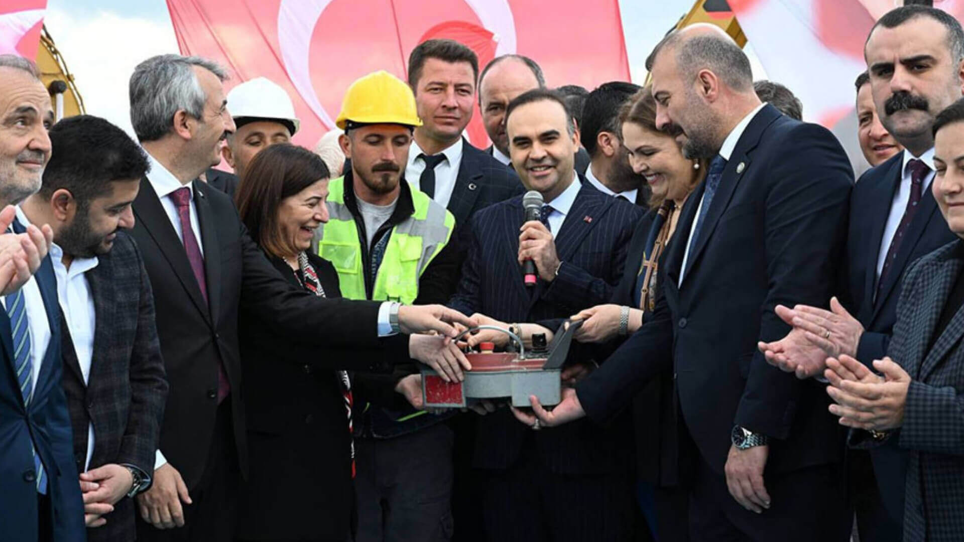 Edirne'ye 400 Milyon Liralık Yatırım: 2 Bin 500 Kişiye İstihdam Sağlayacak