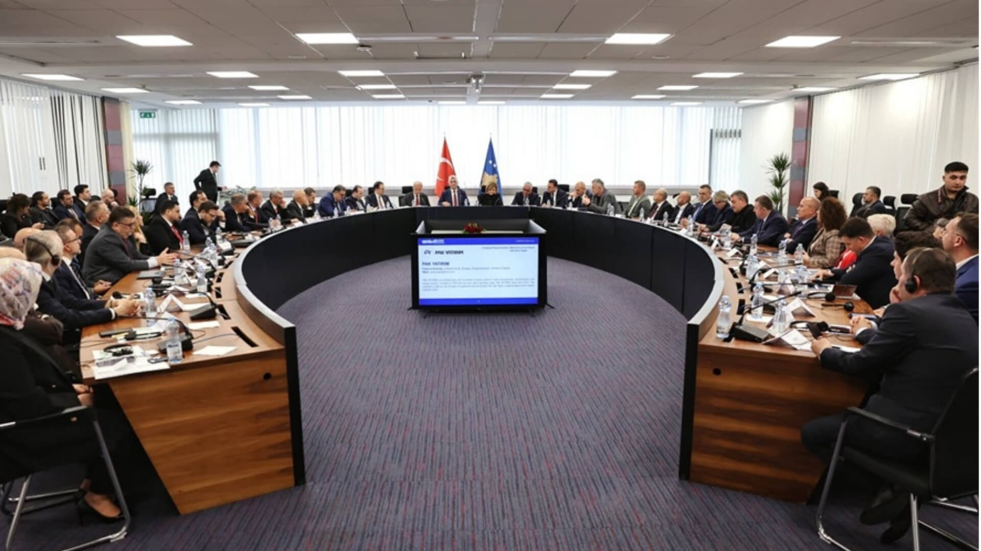 Ticaret Bakanı Ömer Bolat, Türkiye İle Kosova Arasındaki Ticaret Hacminin Yaklaşık 1 Milyar Dolara Ulaştığını Belirtti