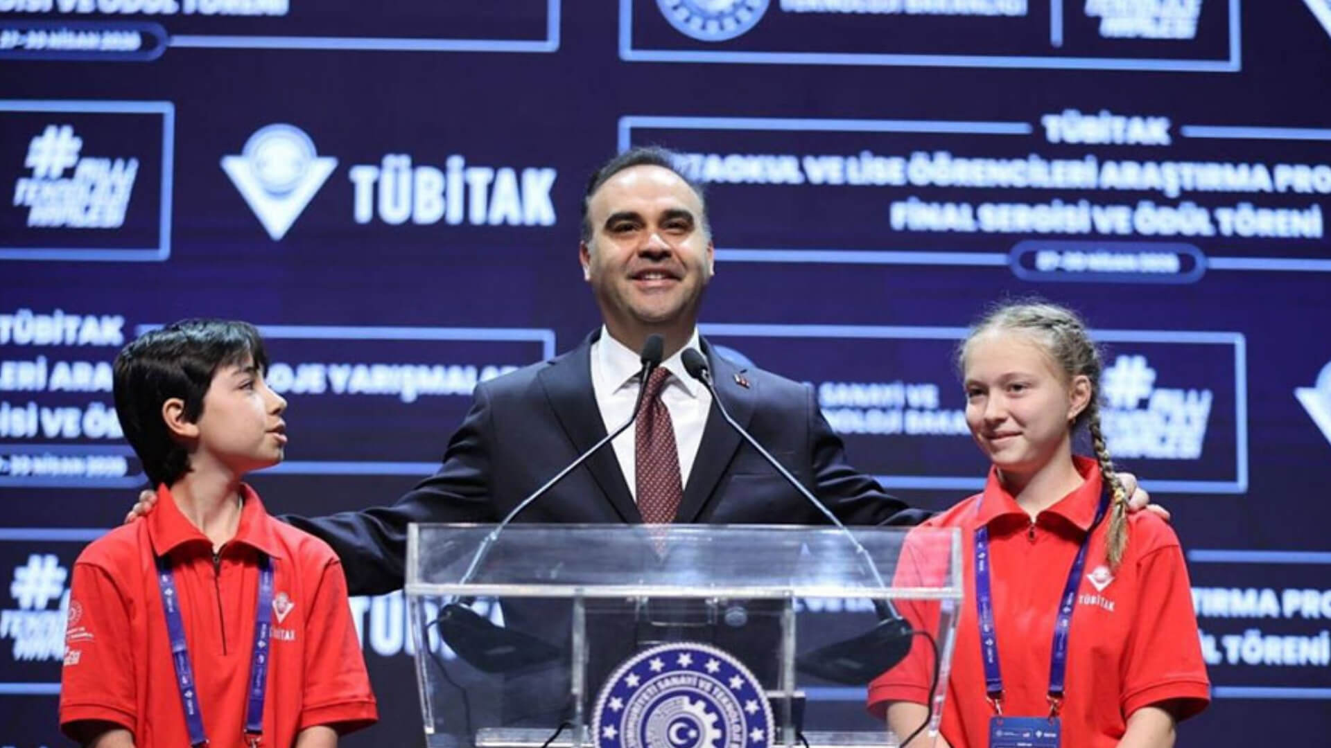 TÜBİTAK Ortaokul ve Lise Öğrencileri Araştırma Proje Yarışması Ödülleri Sahiplerini Buldu