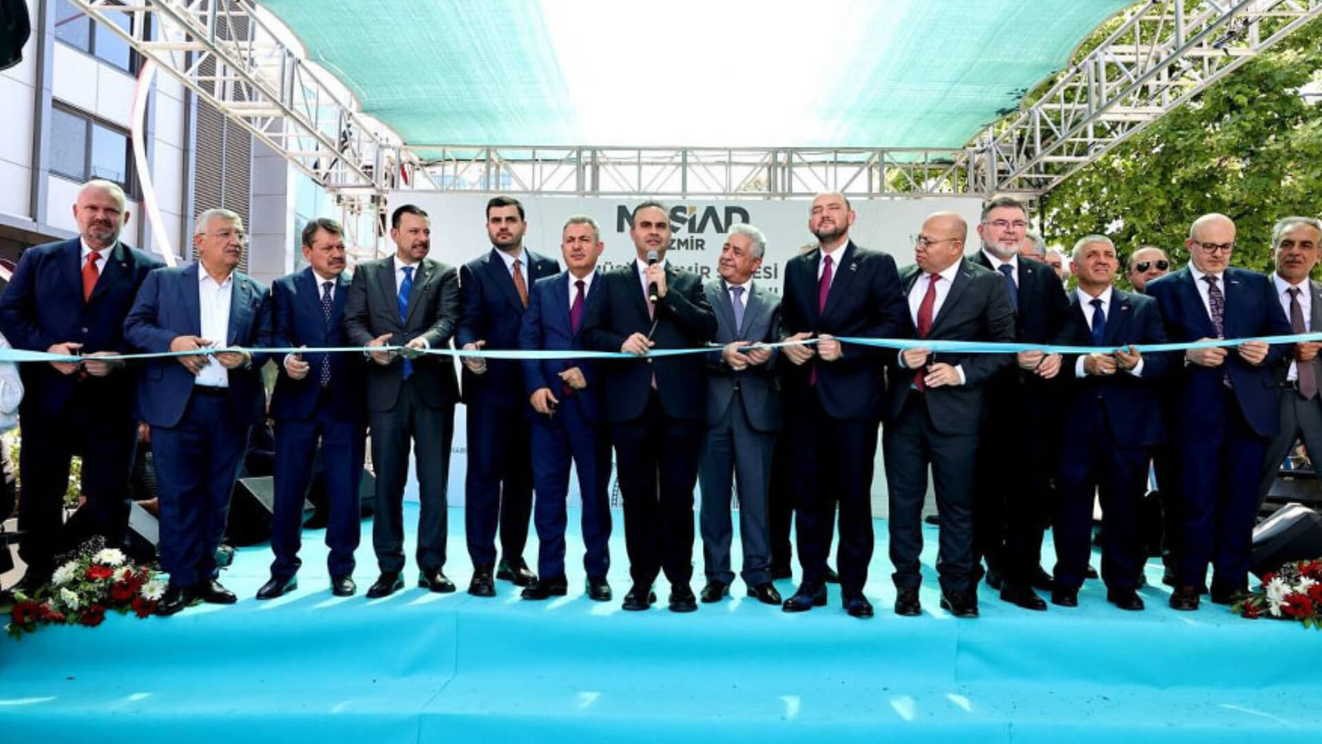 MÜSİAD İzmir Şubesi Yeni Hizmet Binası Açıldı