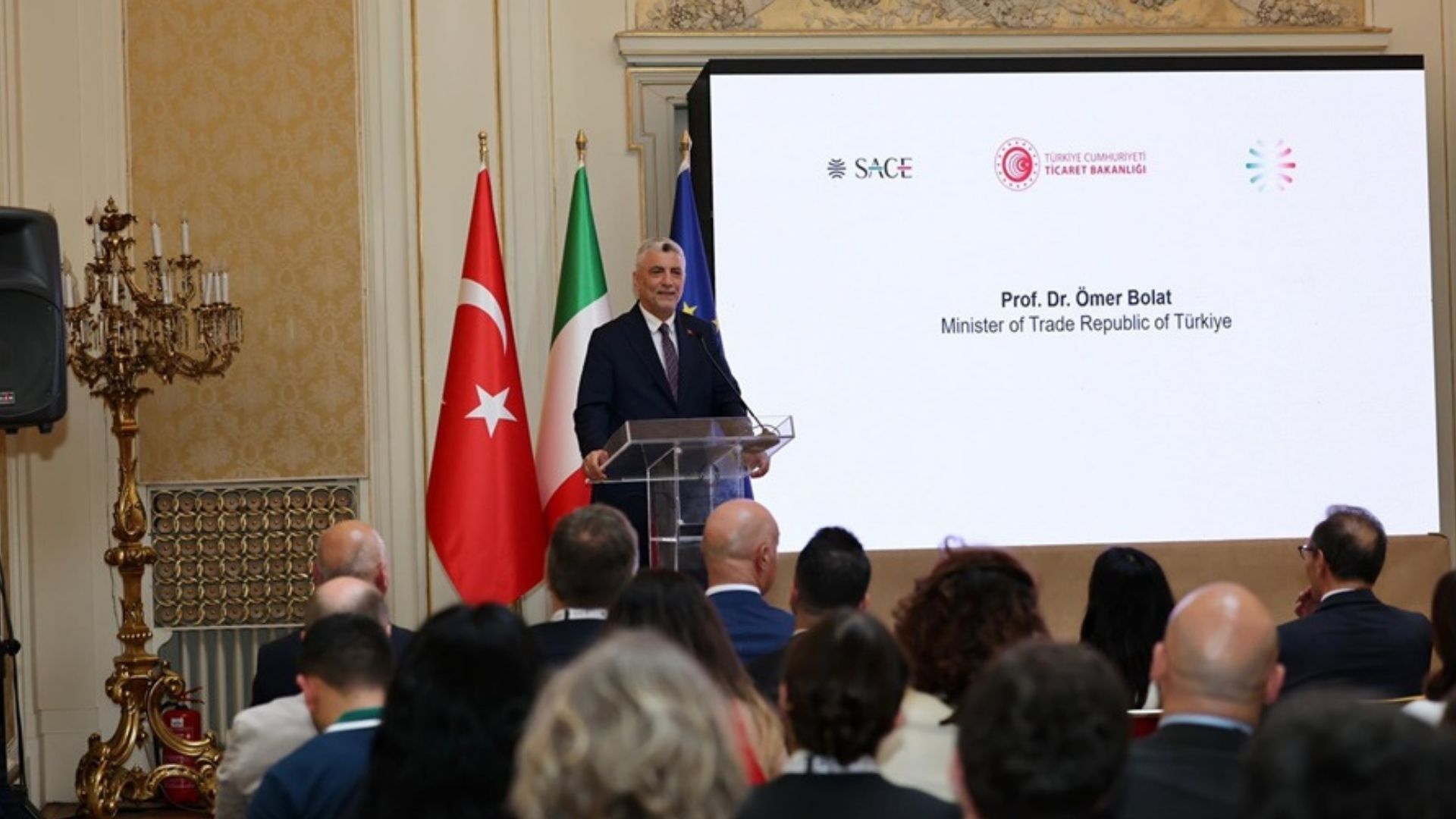 Ticaret Bakanı Bolat Türkiye-İtalya Business Forum'un Kapanışında Konuştu