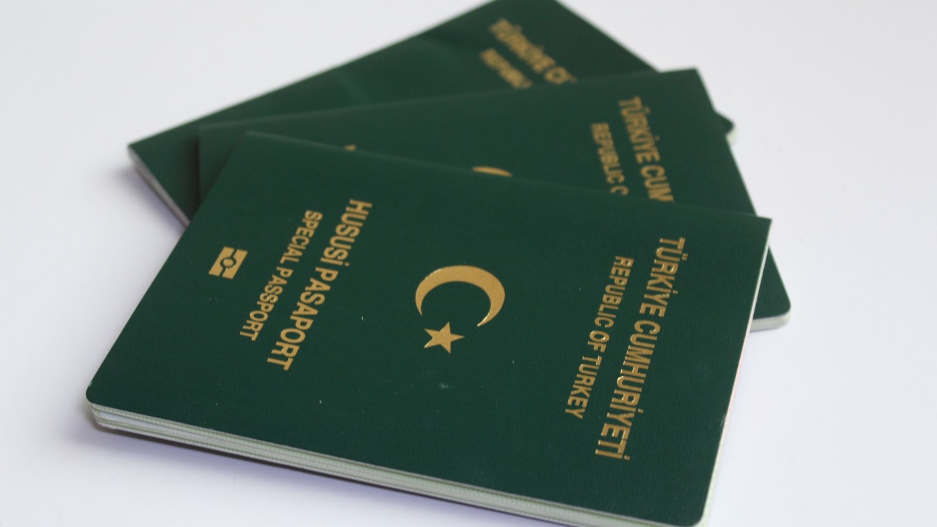 Anasayfa İhracatçılara Yeşil Pasaport Başvurularında DYS Dönemi Başladı